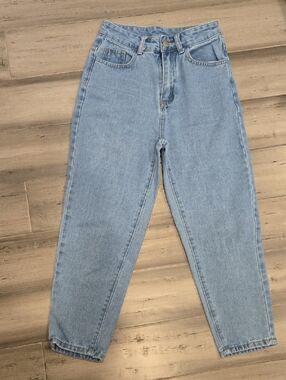 SHEIN Light Blue Boyfriend Jeans